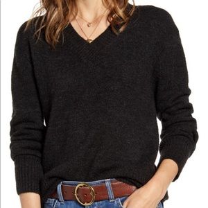 Treasure & Bond V Neck Sweater XS